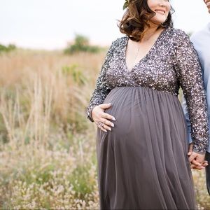 Gray Maternity Long Sleeve Midi Dress w Sequins